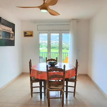 Familiar En Cerca De La Playa De Grifeu, 2 Y Parking - Es-170-76 * Llanca