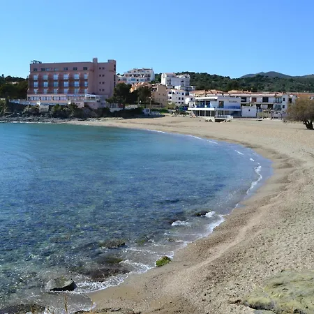 Apartamento Familiar En Cerca De La Playa De Grifeu, 2 Y Parking - Es-170-76 Llançà